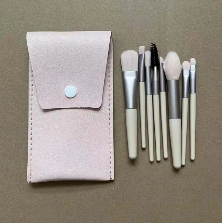 Mini juego de brochas de maquillaje
