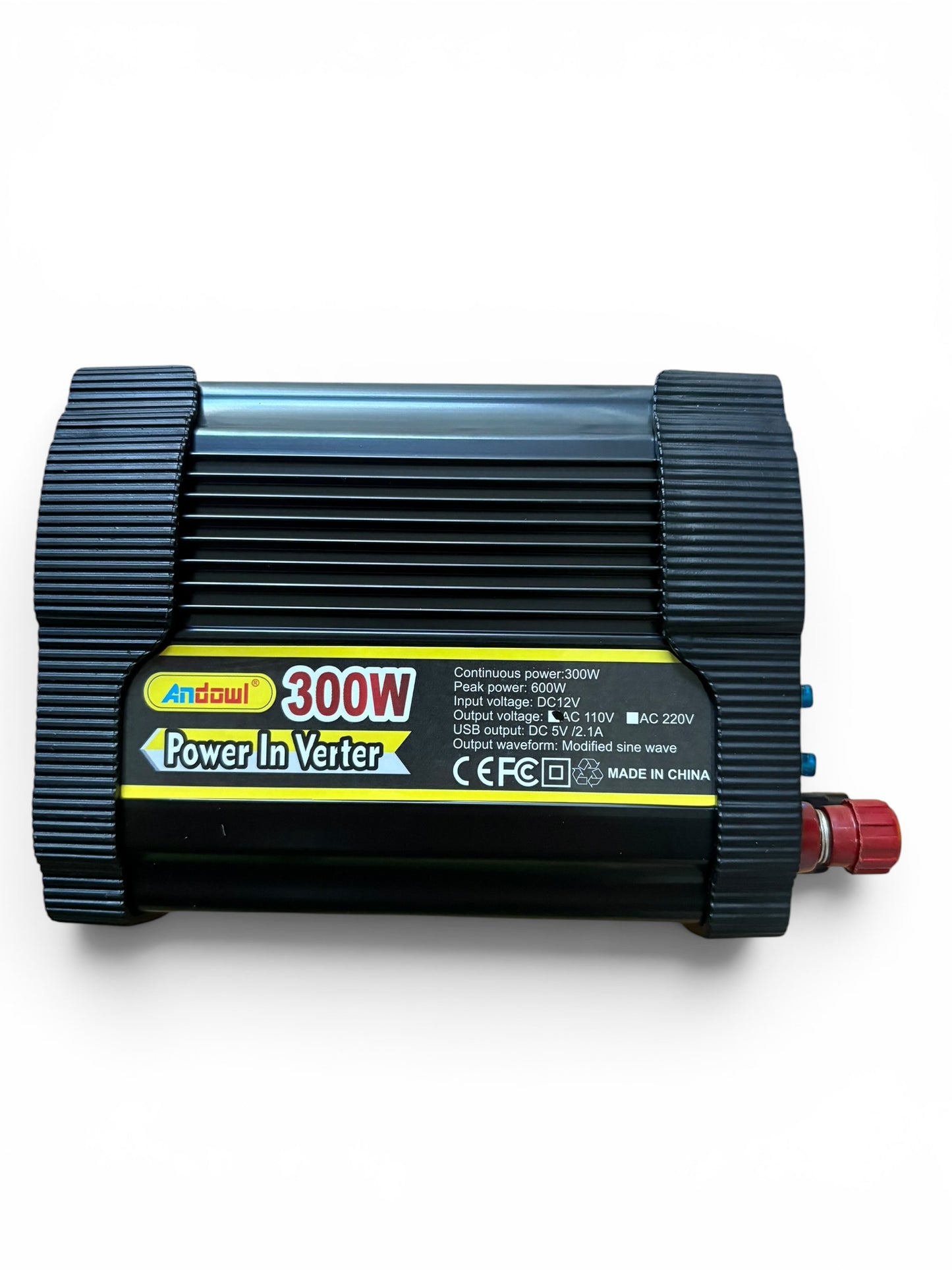 Inversor de Corriente Monofásico de 300W, 50/60 Hz, para Uso Automotriz